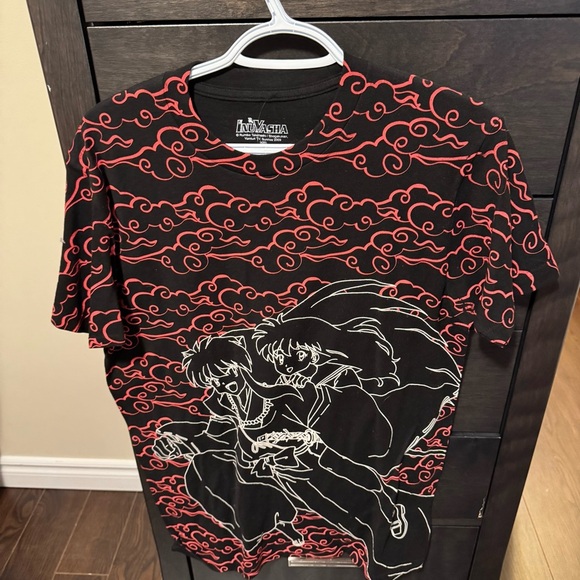 Inuyasha Black and Red Graphic T-Shirt - Picture 1 of 2